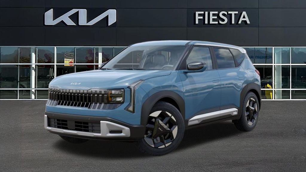 2027 Kia Seltos S in Frost Blue — front three-quarter view