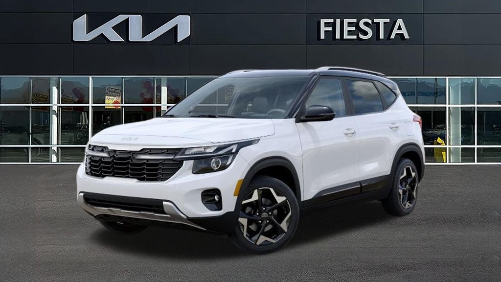 2026 Kia Seltos S in Clear White — front three-quarter view